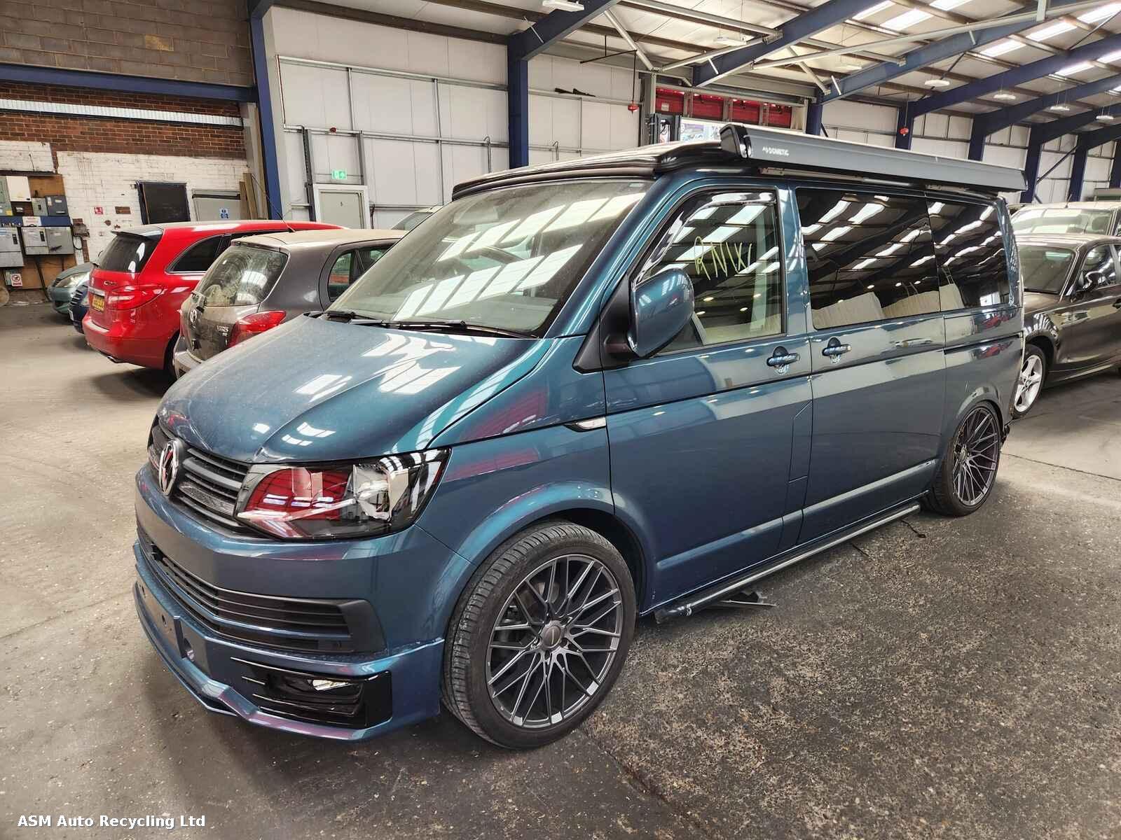 View Auto part Volkswagen Transporter 2019 Unknown Van Breaking