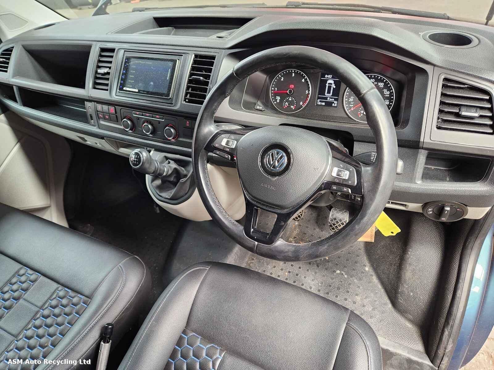 View Auto part Volkswagen Transporter 2019 Unknown Van Breaking