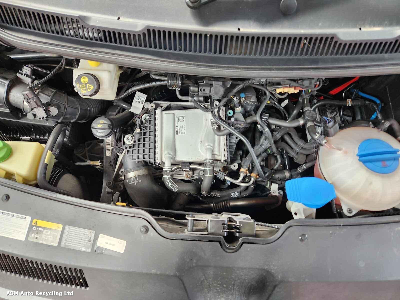 View Auto part Volkswagen Transporter 2019 Unknown Van Breaking