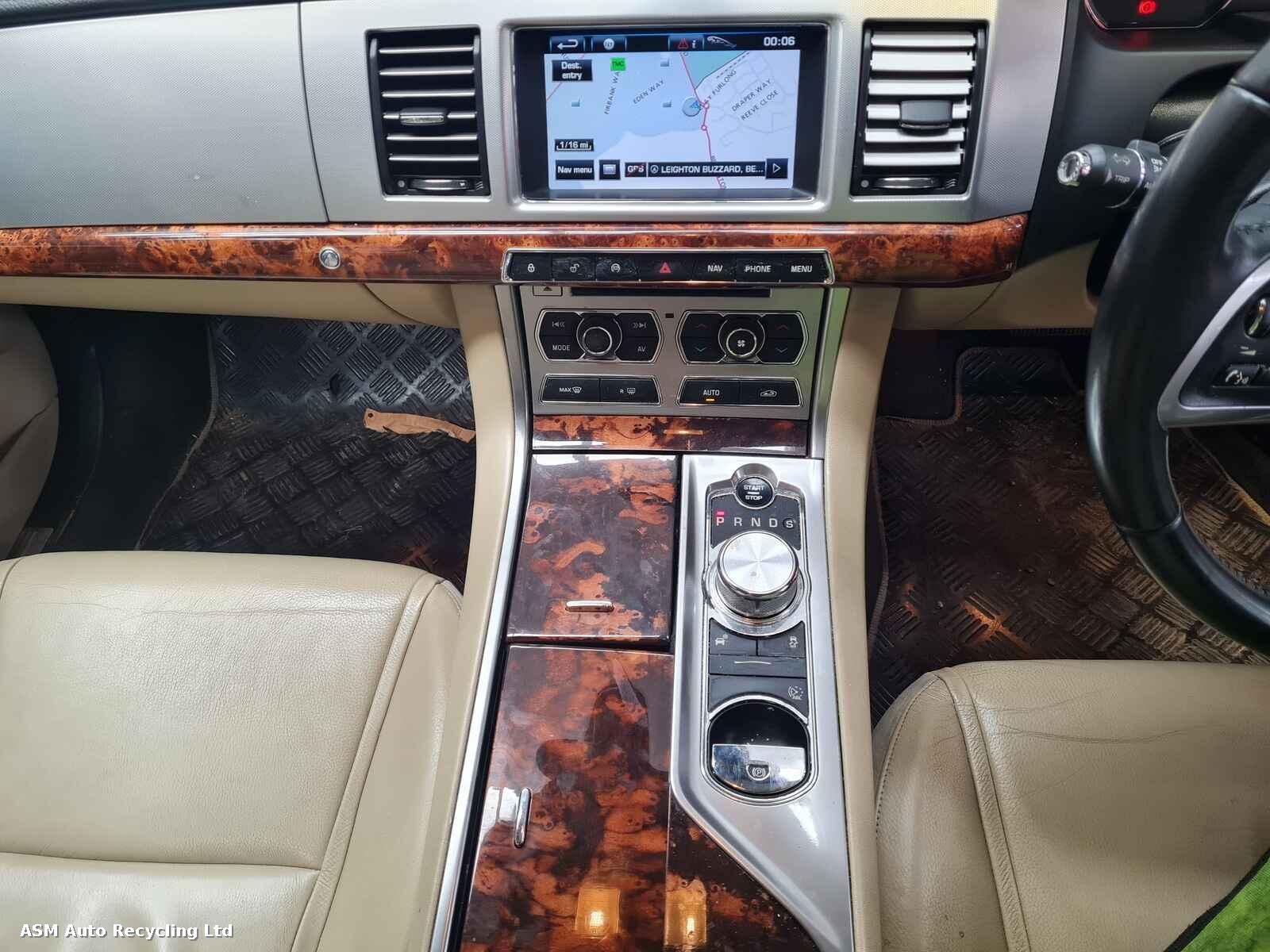 View Auto part Jaguar Xf 2012 4 Door Saloon Breaking