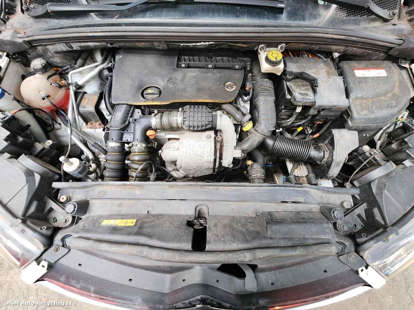 View Auto part Citroen C4 2018 5 Door Hatchback Breaking