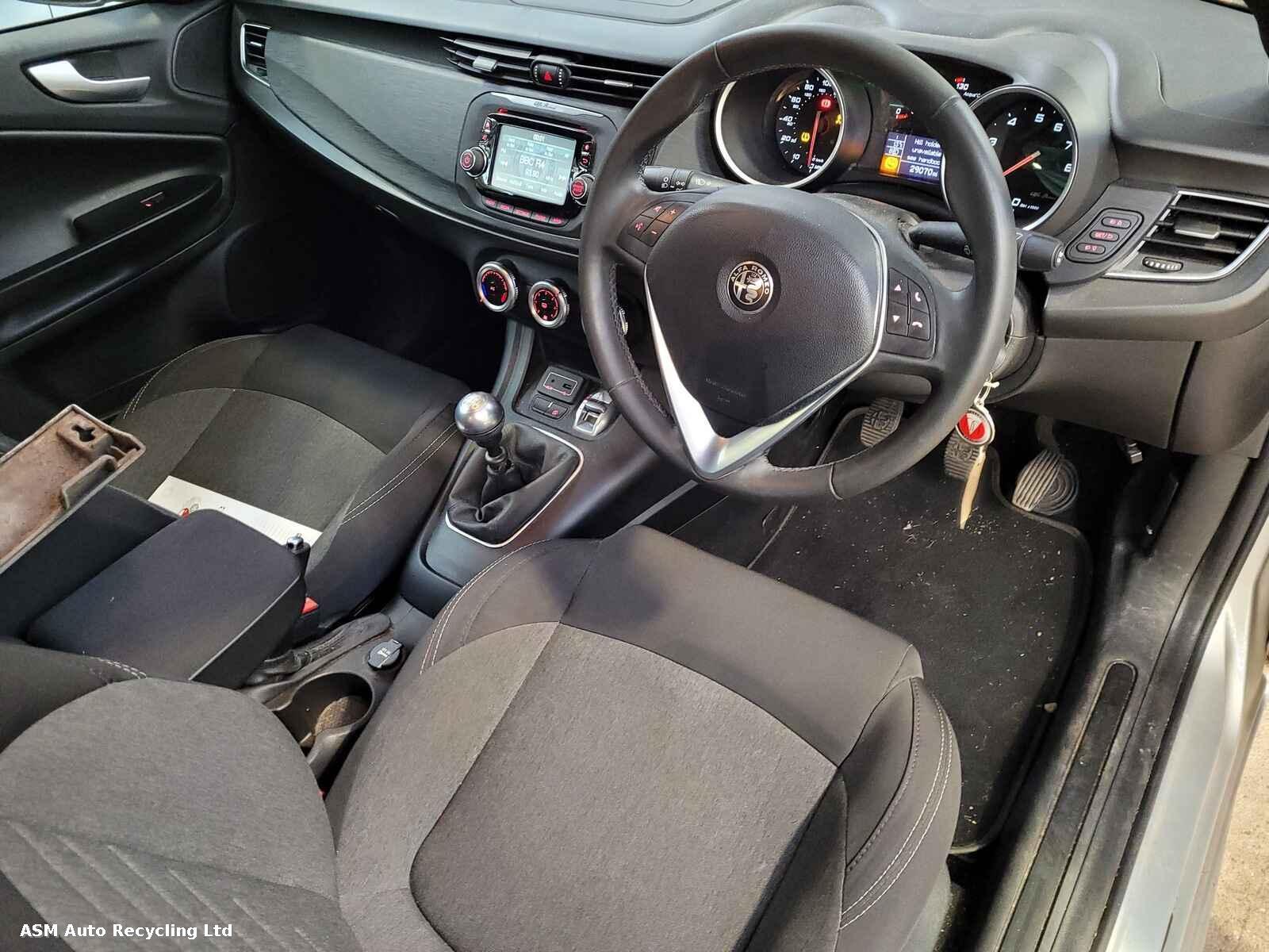 View Auto part Alfa Romeo Giulietta 2018 5 Door Hatchback Breaking