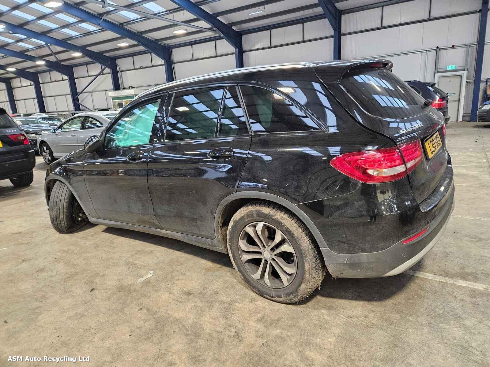 Mercedes Glc 2016 5 Door Estate Breaking View Auto part Mercedes Glc 2016 5 Door Estate Breaking