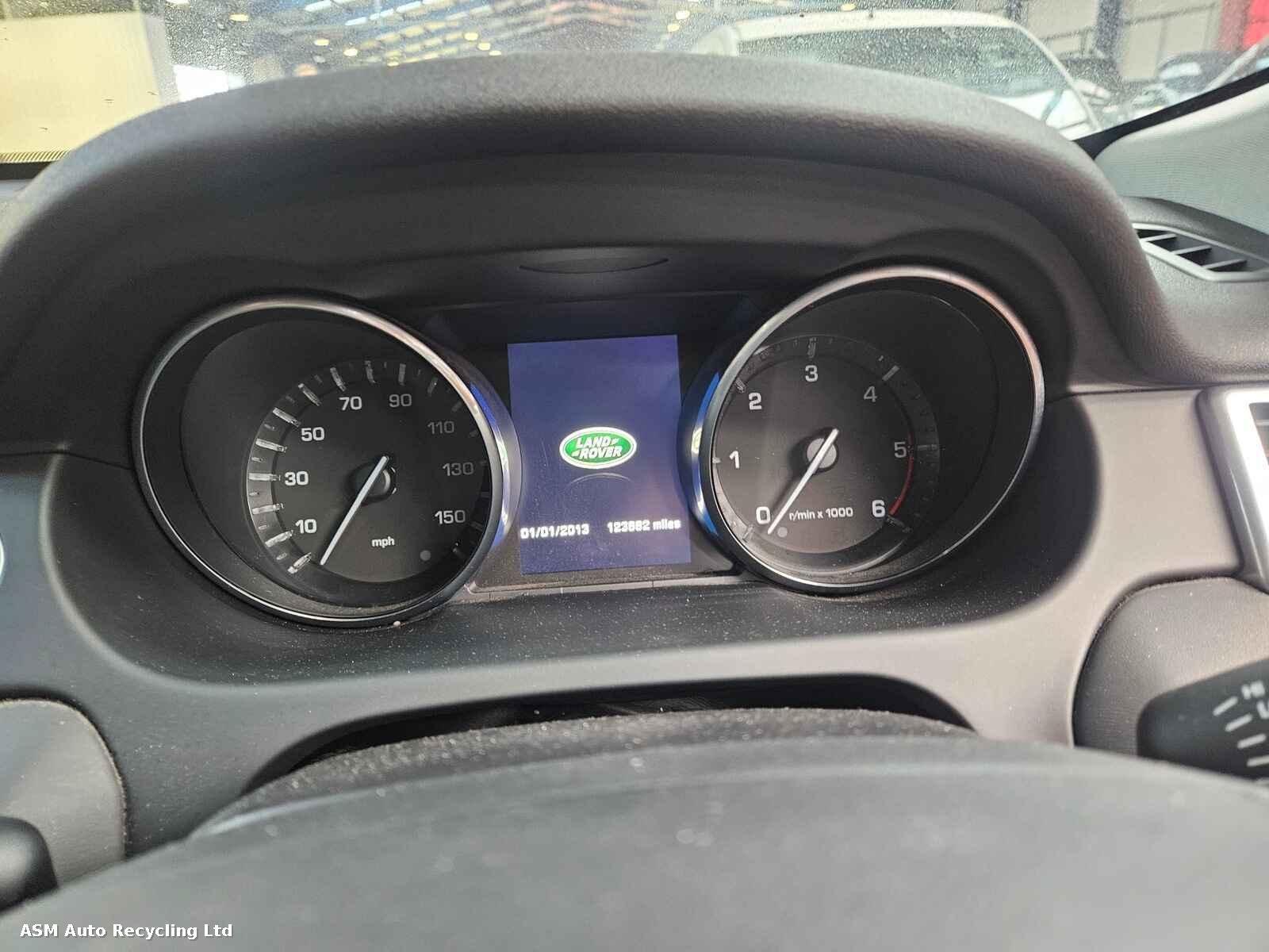 View Auto part Land Rover Discovery Sport 2016 5 Door Estate Breaking