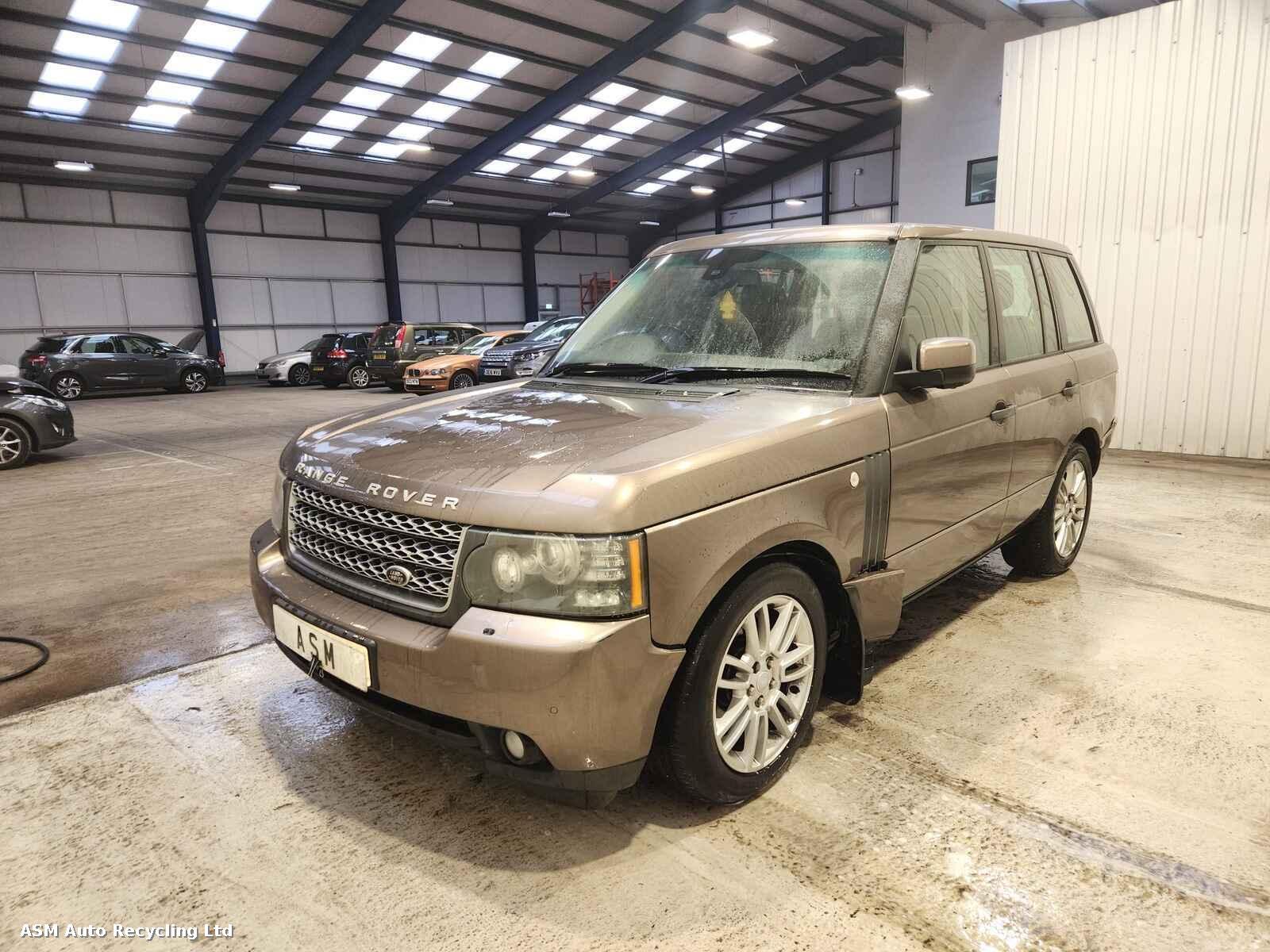 View Auto part Land Rover Range Rover 2010 5 Door Estate Breaking