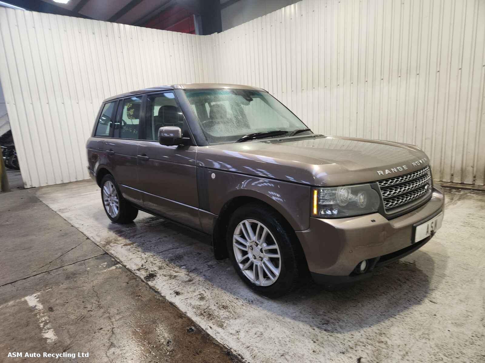 Image for a Land Rover Range Rover 2010 5 Door Estate Breaking
