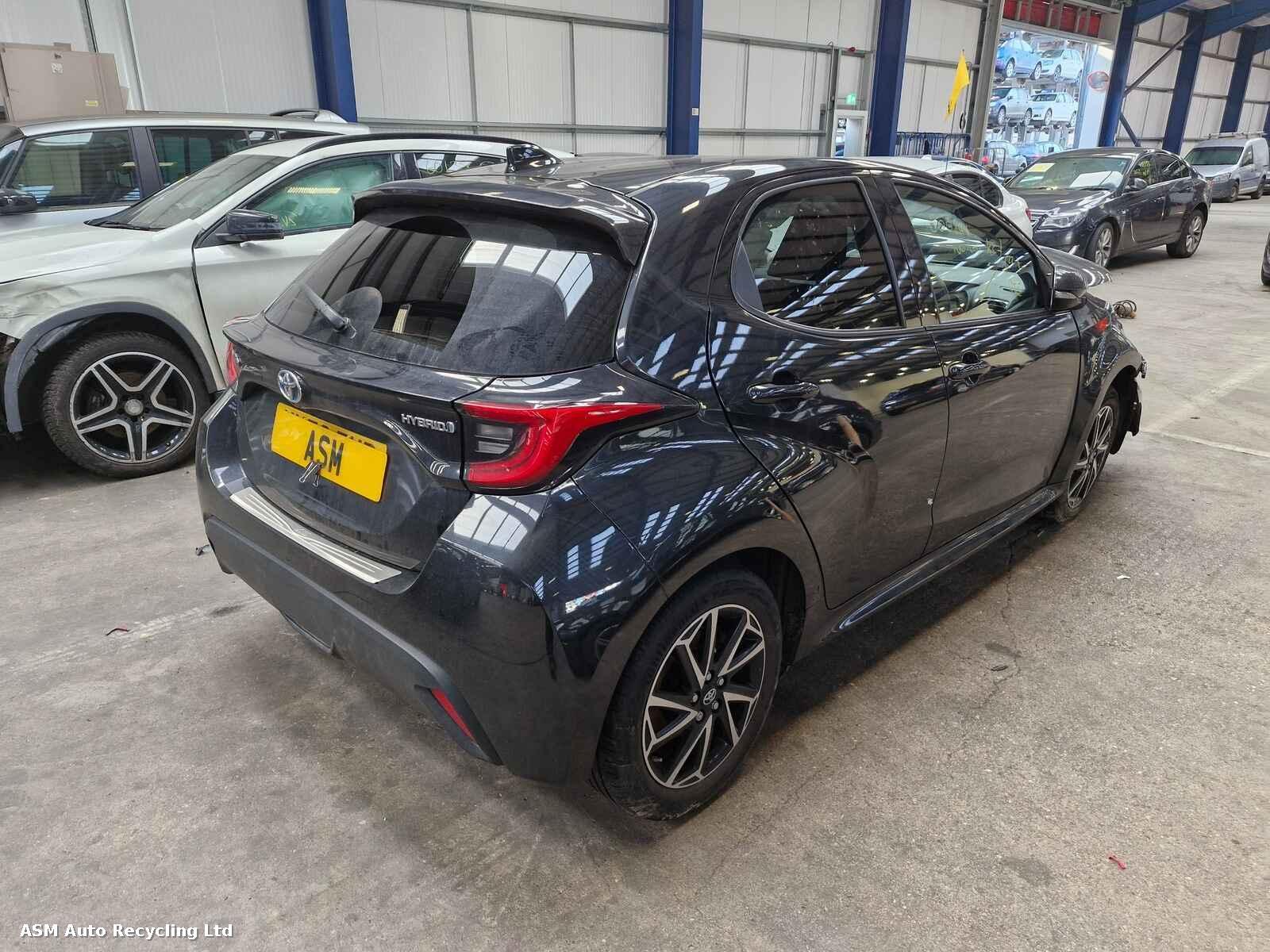 Toyota Yaris 2023 5 Door Hatchback Breaking View Auto part Toyota Yaris 2023 5 Door Hatchback Breaking