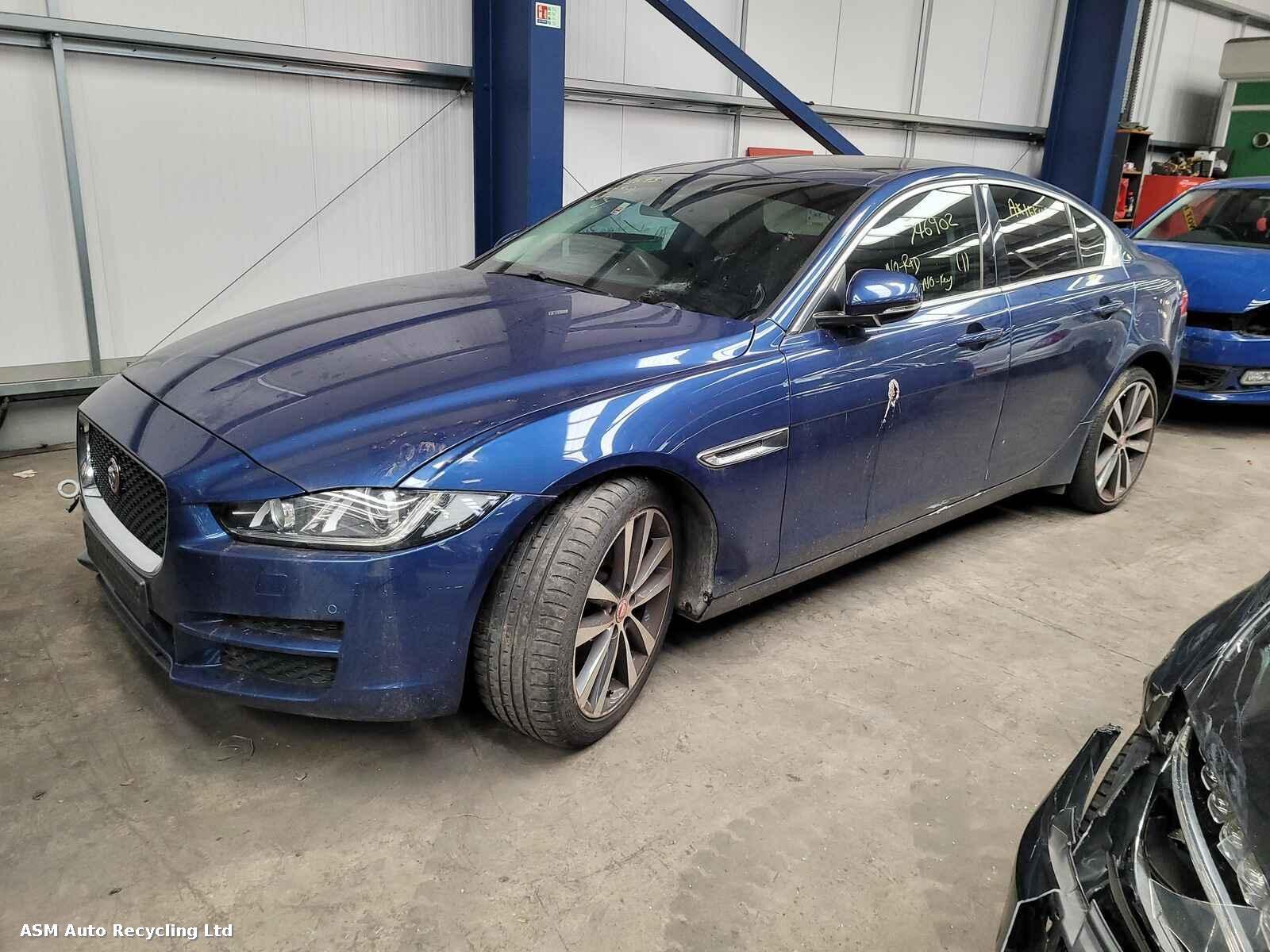 View Auto part Jaguar Xe 2016 4 Door Saloon Breaking