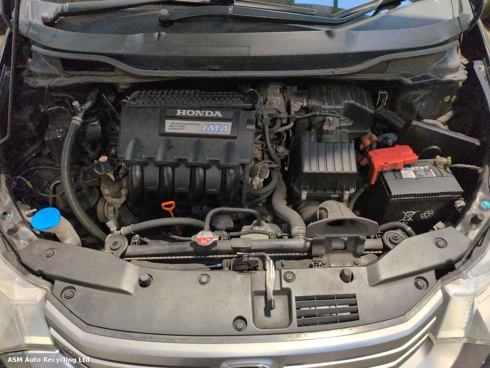 View Auto part Honda Insight 2011 5 Door Hatchback Breaking