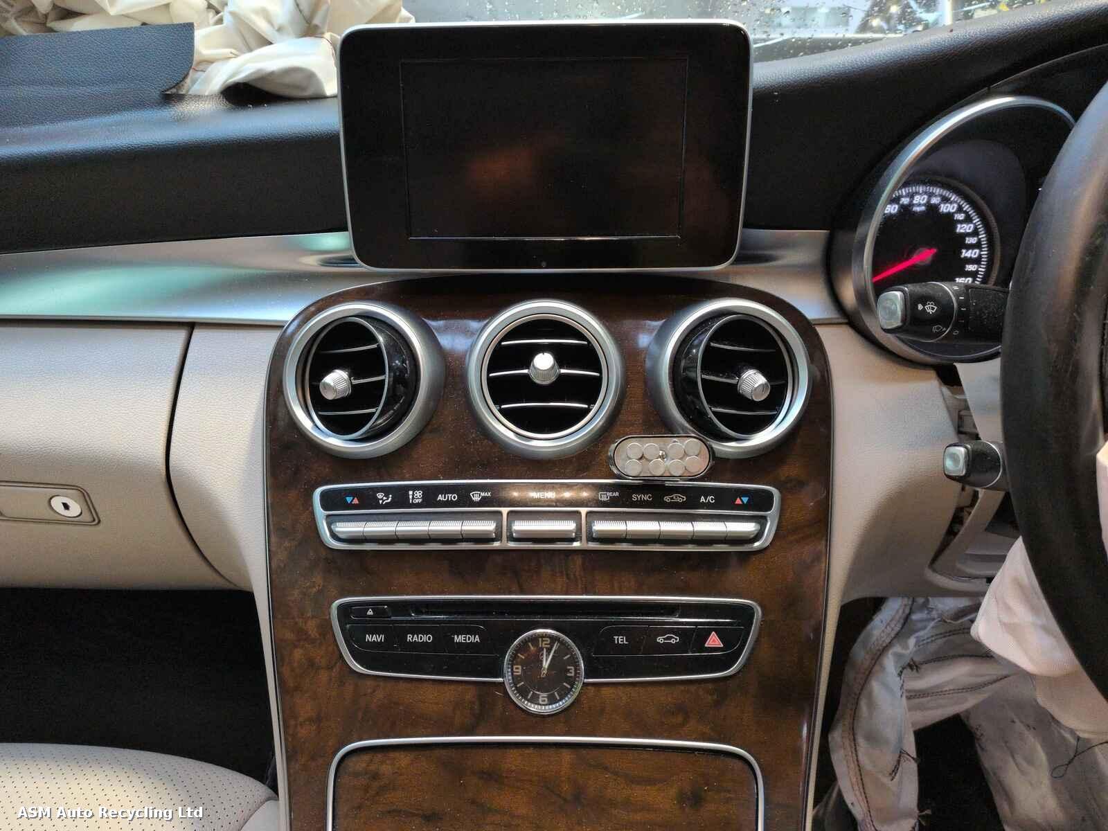 View Auto part Mercedes C Class 2015 4 Door Saloon Breaking