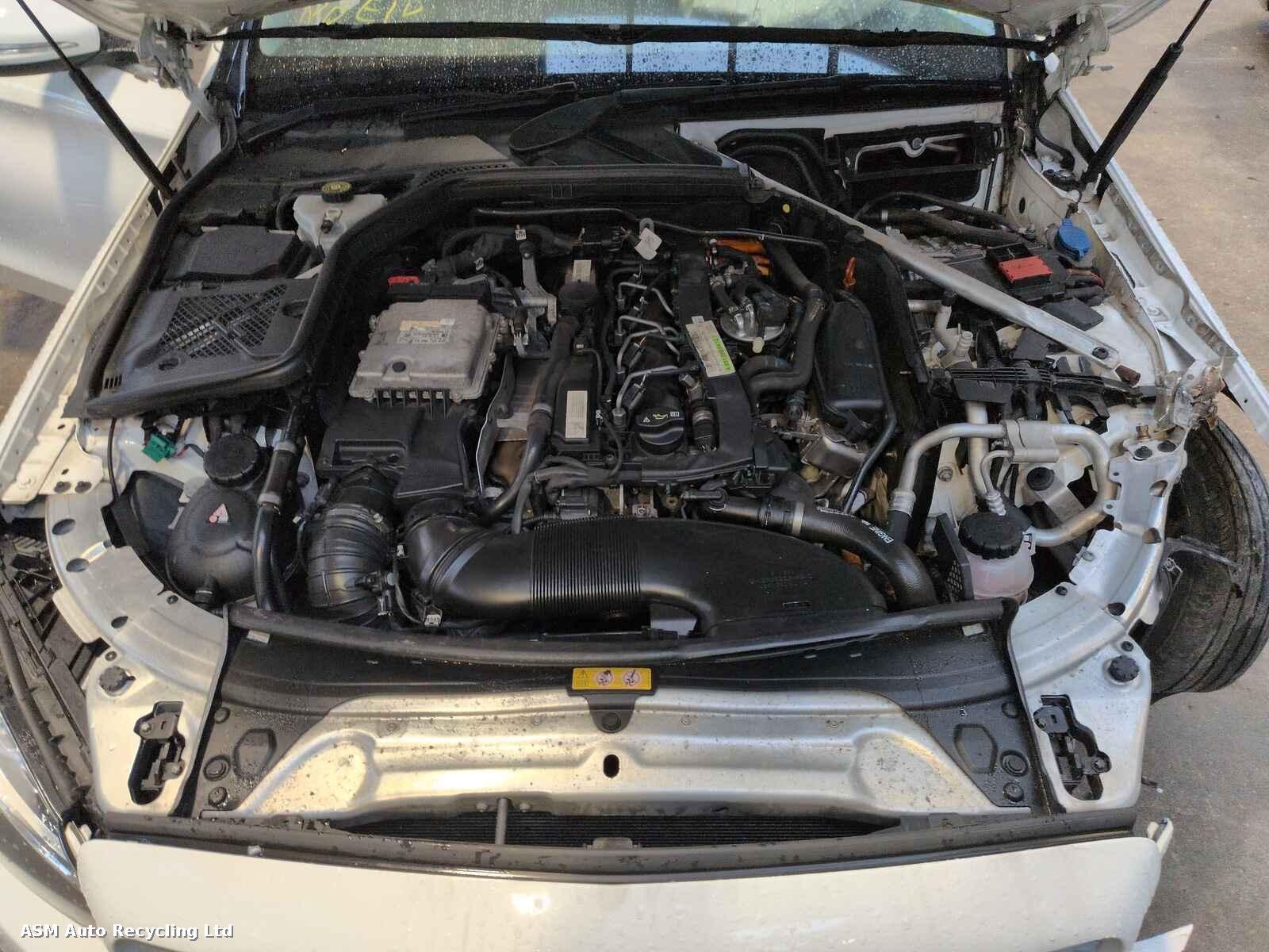 View Auto part Mercedes C Class 2015 4 Door Saloon Breaking