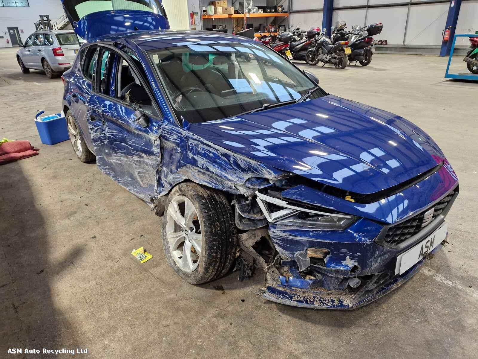 View Auto part Seat Leon 2021 5 Door Hatchback Breaking