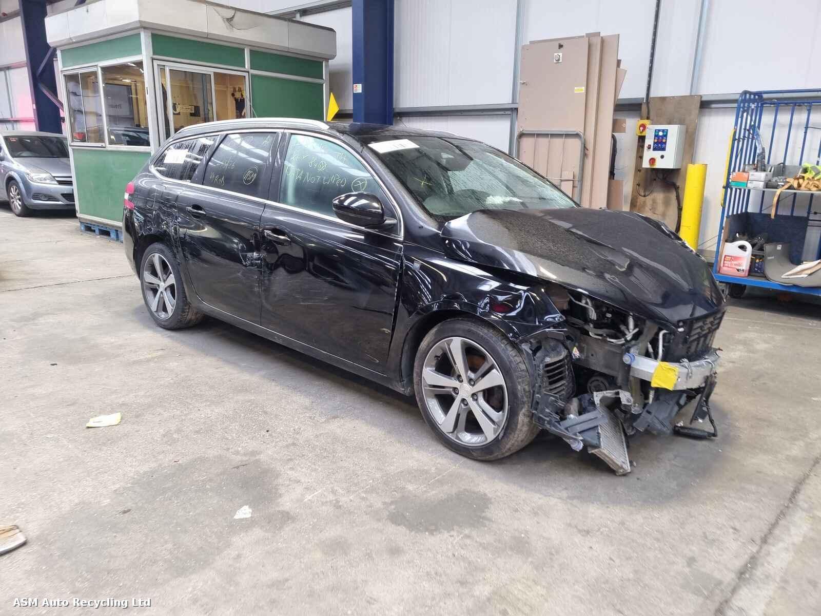 Image for a Peugeot 308 2020 5 Door Estate Breaking