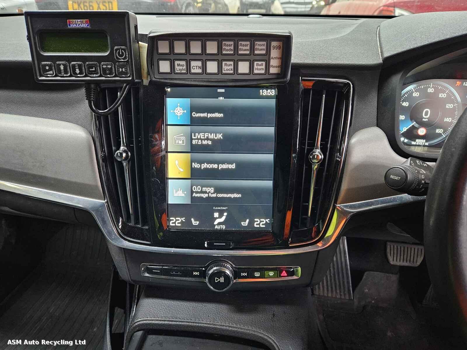 View Auto part Volvo S90 2021 4 Door Saloon Breaking