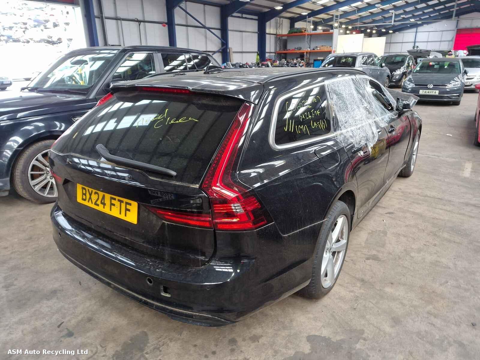 View Auto part Volvo V90 2024 5 Door Estate Breaking