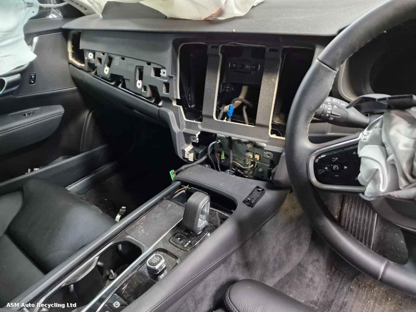 View Auto part Volvo V90 2024 5 Door Estate Breaking