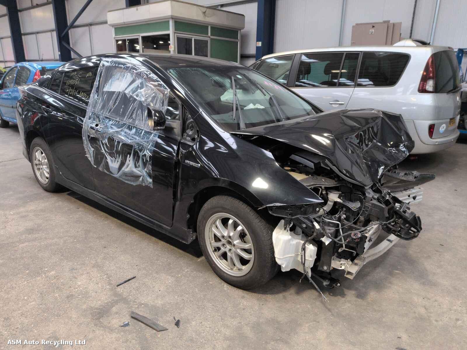 Image for a Toyota Prius 2017 5 Door Hatchback Breaking