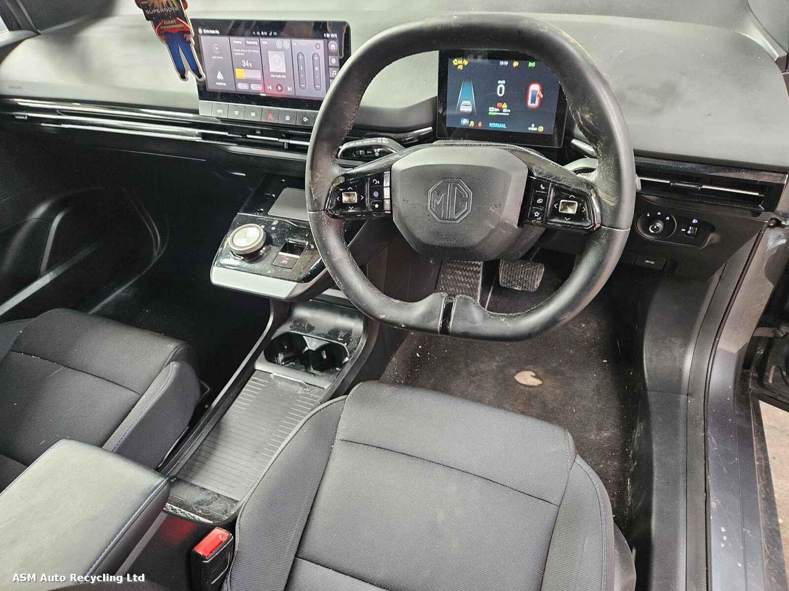 View Auto part Mg Mg4 2023 5 Door Hatchback Breaking