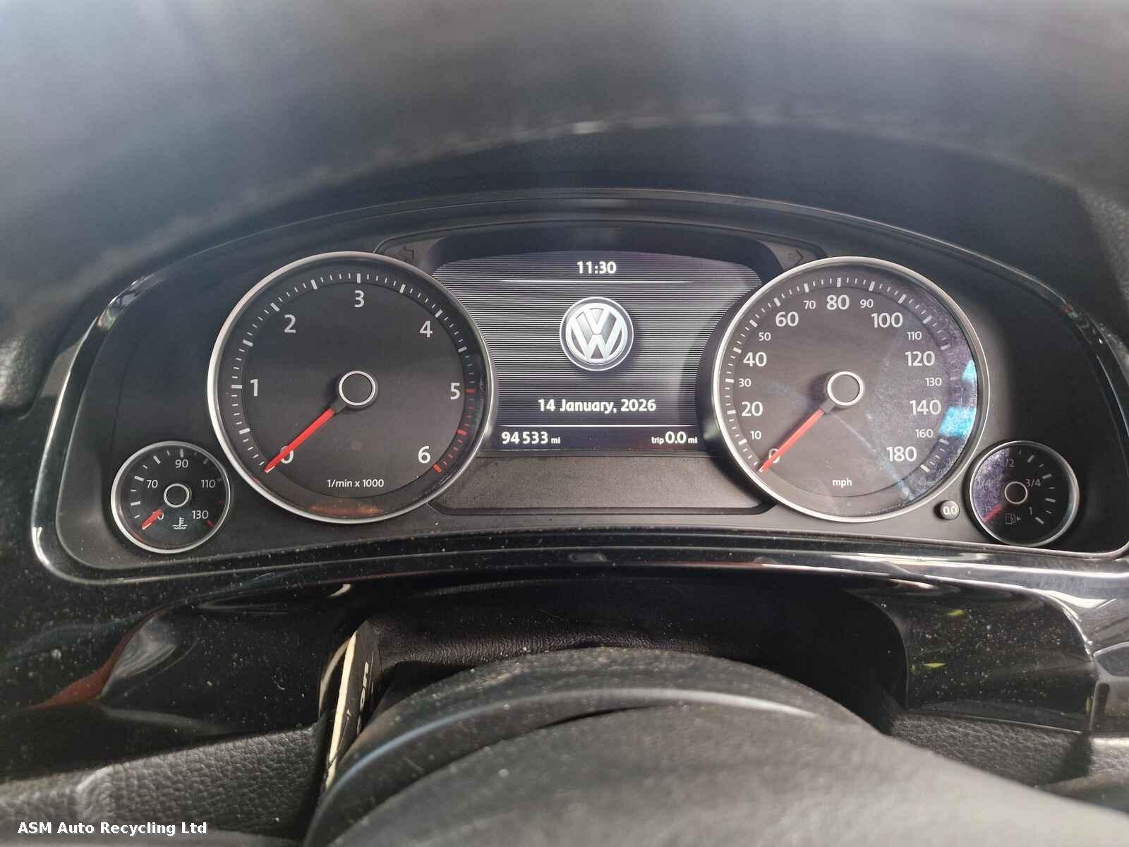 View Auto part Volkswagen Touareg 2015 5 Door Estate Breaking