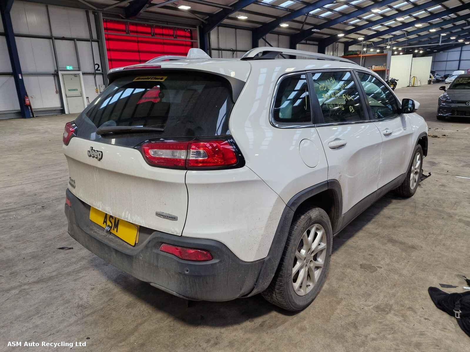 View Auto part Jeep Cherokee 2016 5 Door Estate Breaking