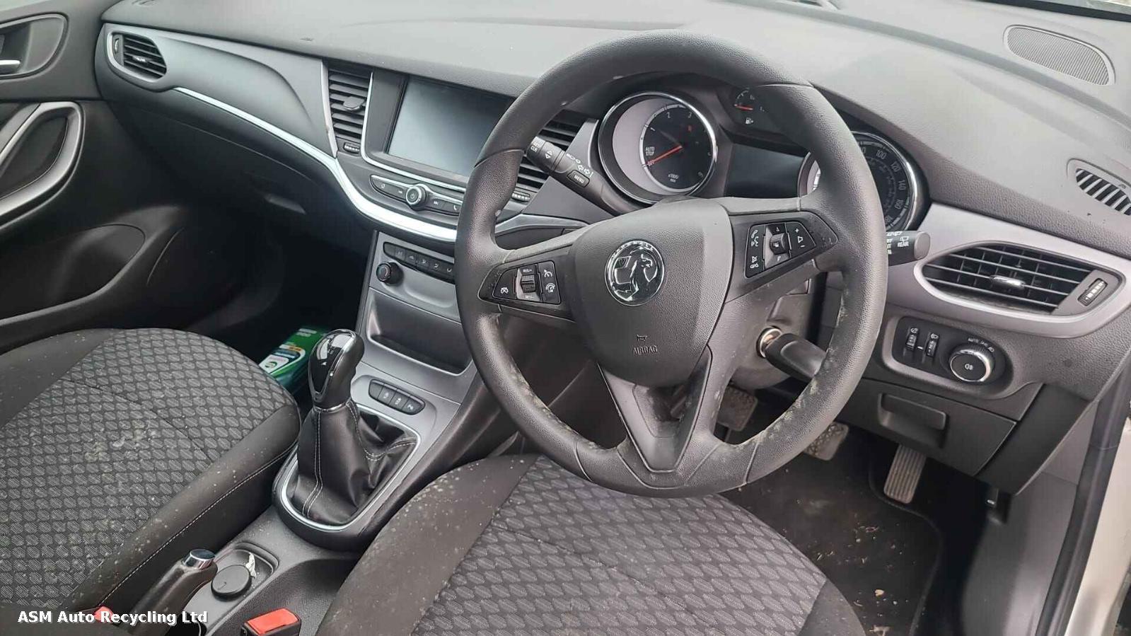 View Auto part Vauxhall Astra 2016 5 Door Estate Breaking