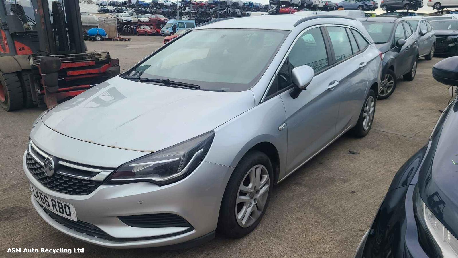 View Auto part Vauxhall Astra 2016 5 Door Estate Breaking