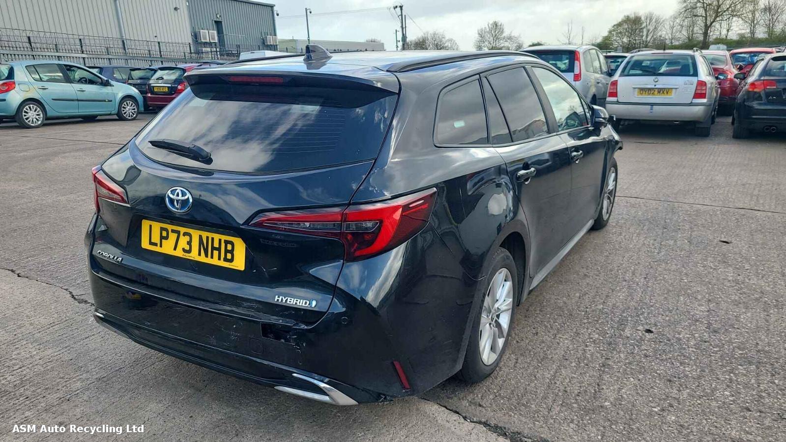 View Auto part Toyota Corolla 2024 5 Door Estate Breaking