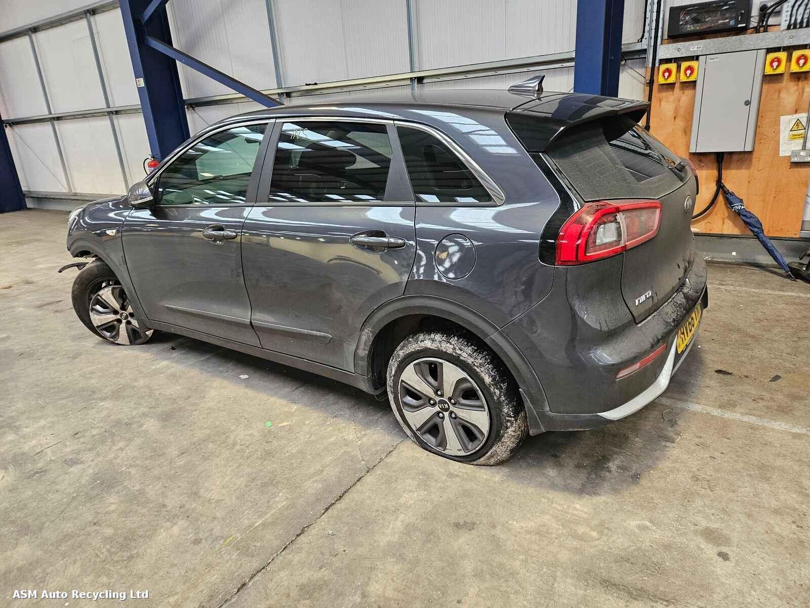 View Auto part Kia Niro 2016 5 Door Estate Breaking