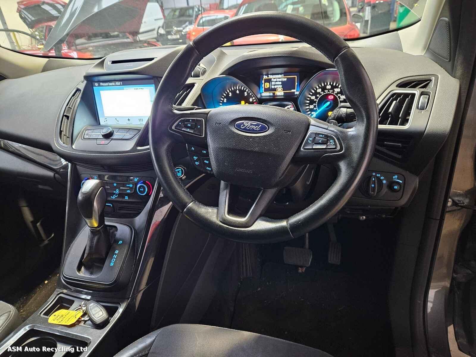 View Auto part Ford Kuga 2017 5 Door Hatchback Breaking