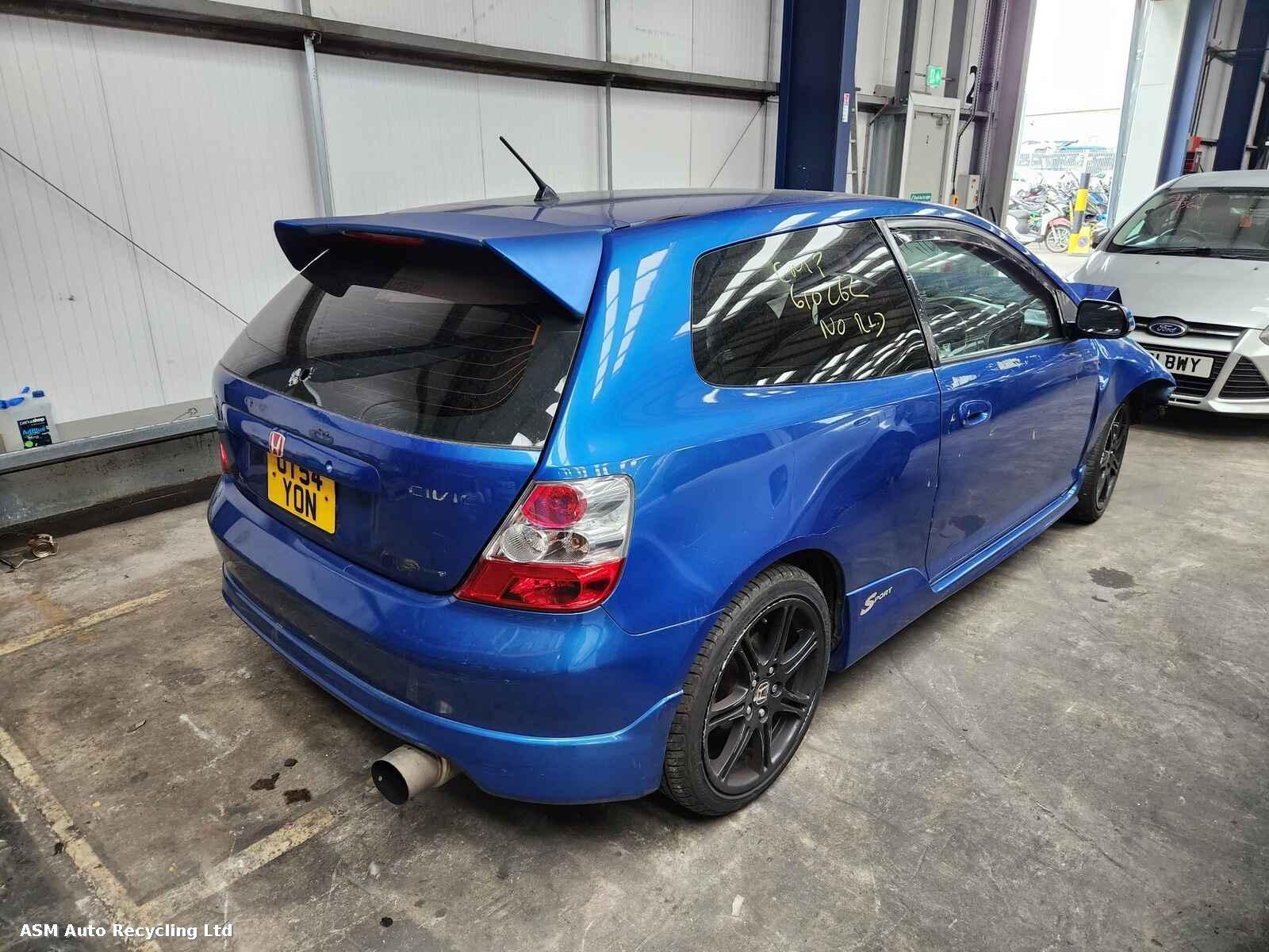 View Auto part Honda Civic 2004 3 Door Hatchback Breaking