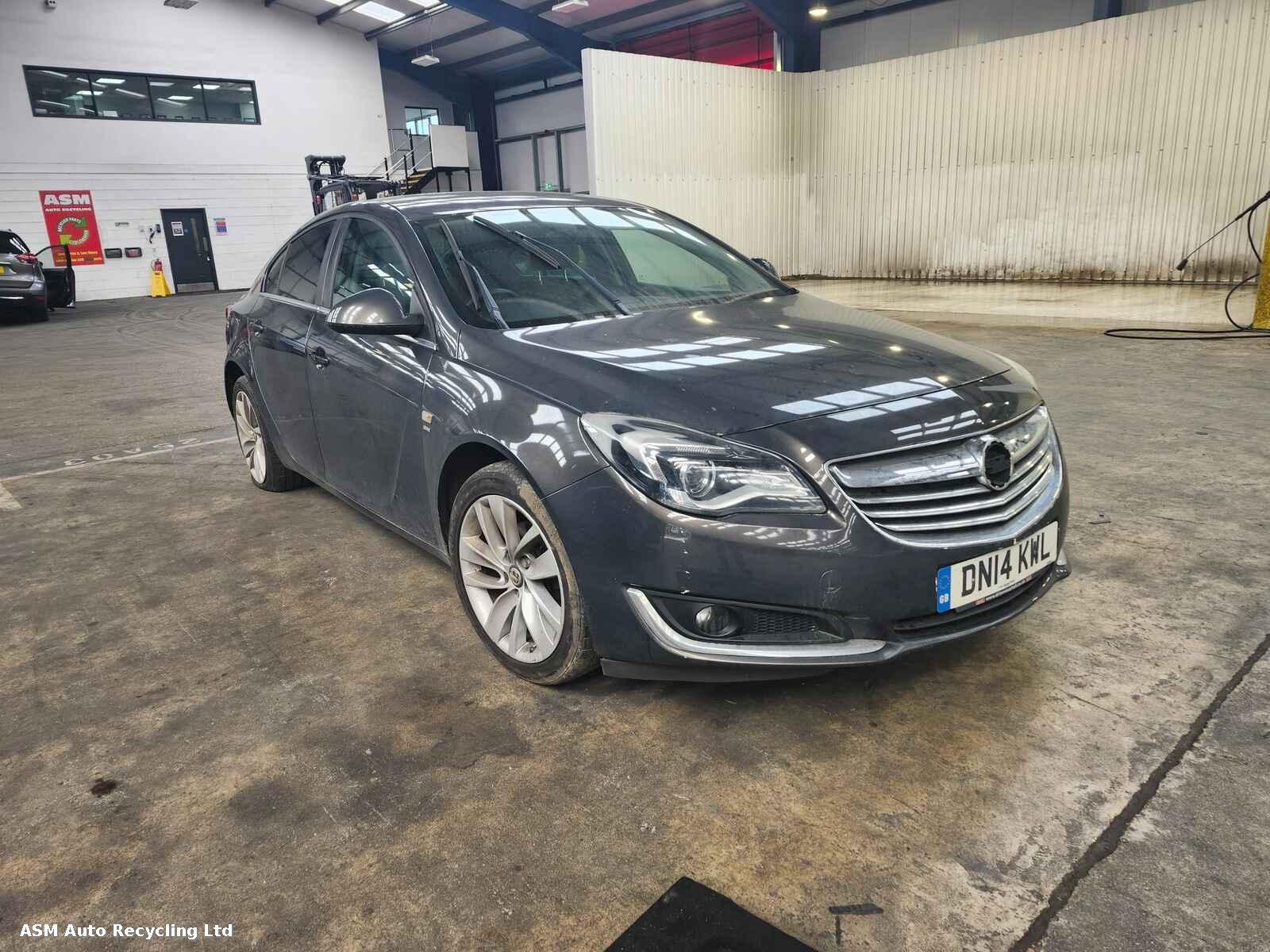 Image for a Vauxhall Insignia 2014 5 Door Hatchback Breaking
