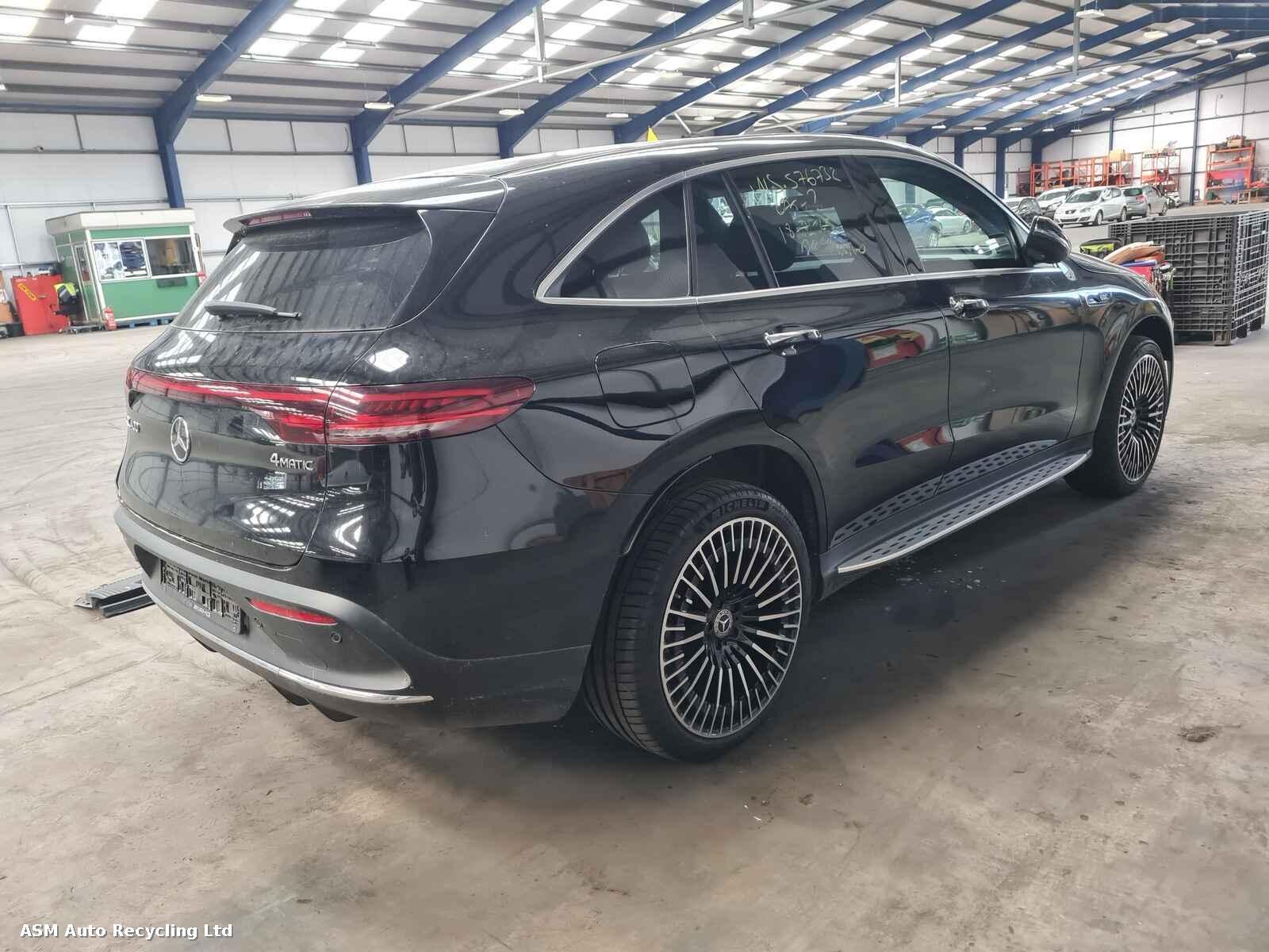 View Auto part Mercedes Eqc 2023 5 Door Estate Breaking