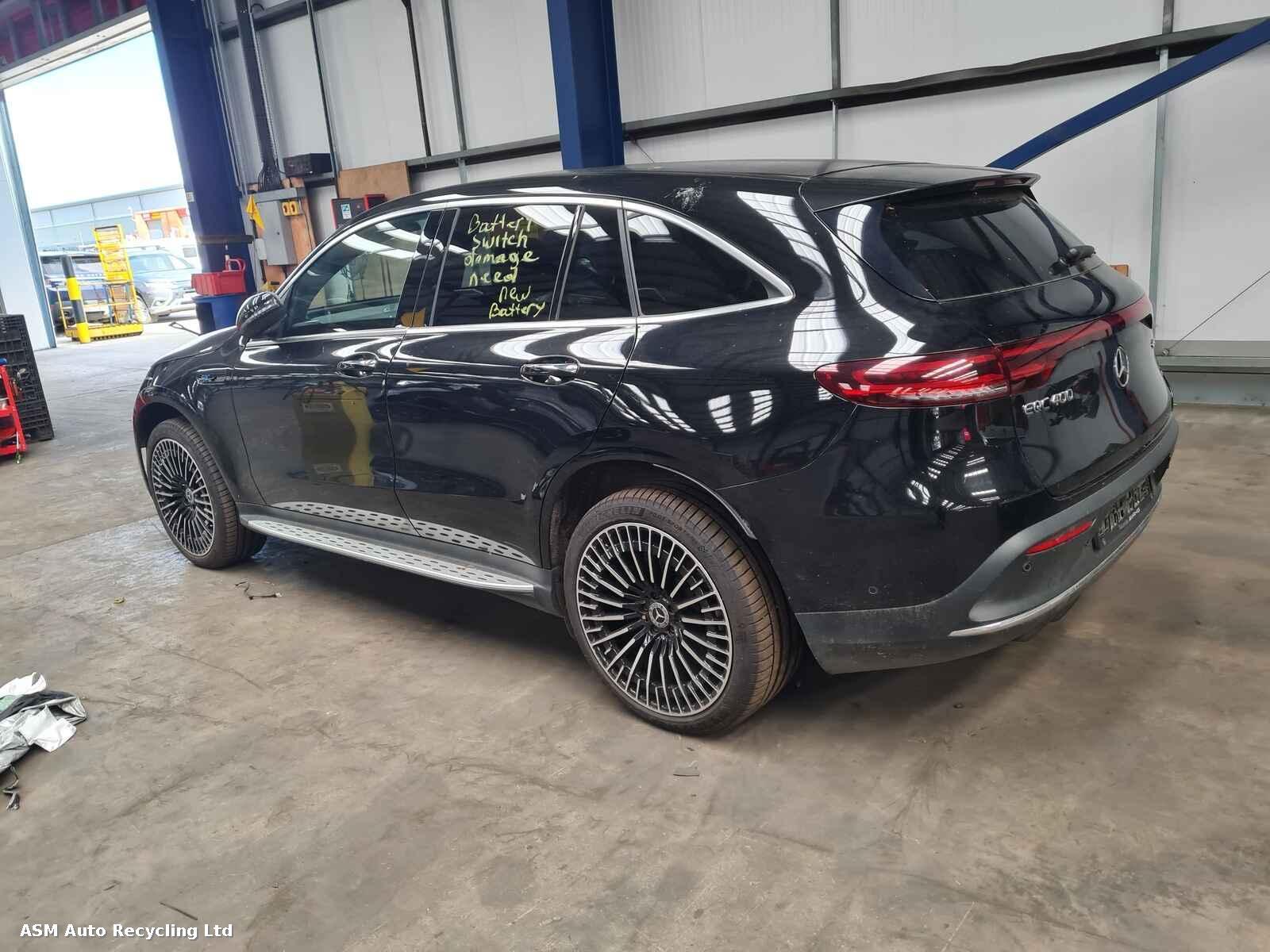 View Auto part Mercedes Eqc 2023 5 Door Estate Breaking