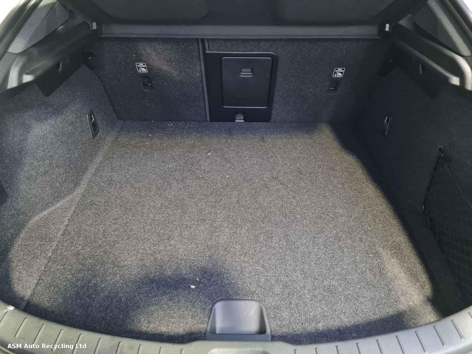 View Auto part Polestar Polestar 2 2022 4 Door Saloon Breaking