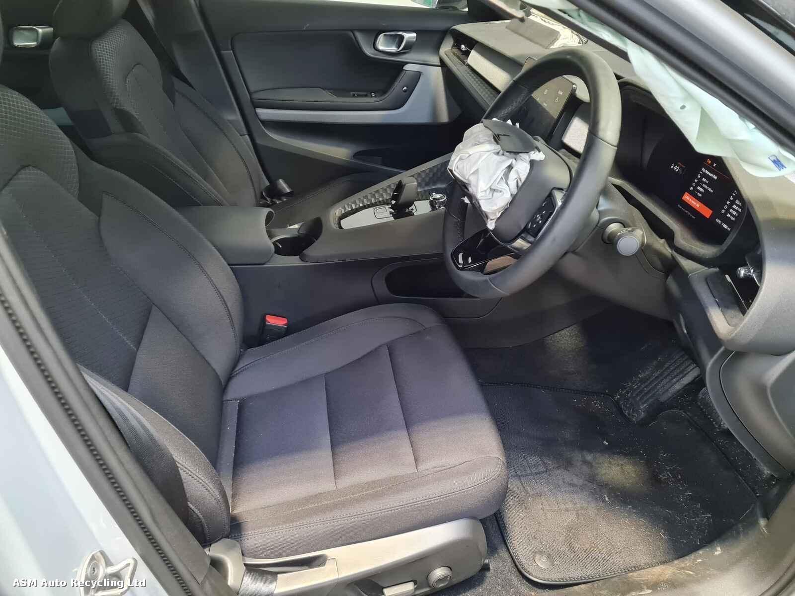 View Auto part Polestar Polestar 2 2022 4 Door Saloon Breaking