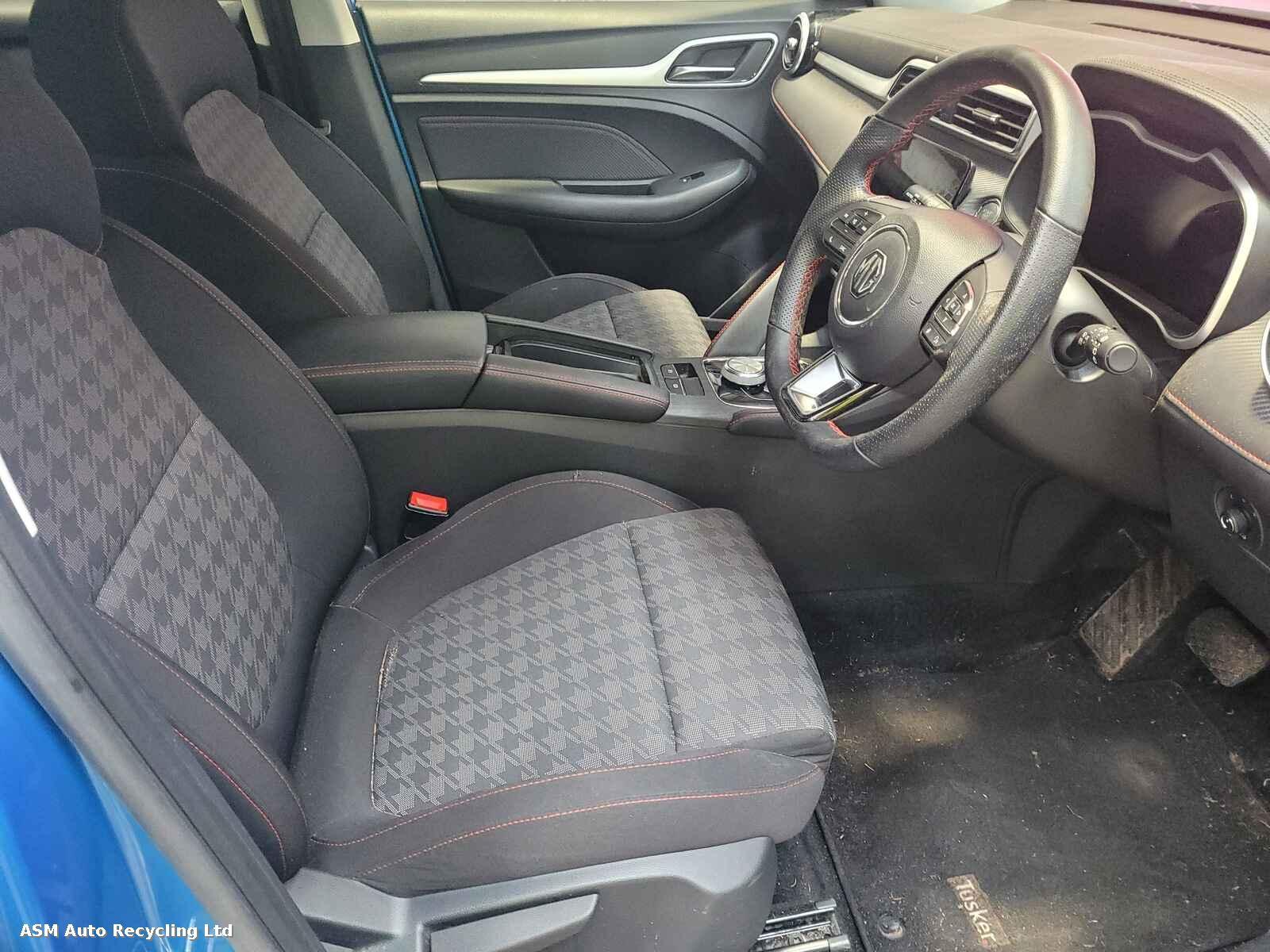 View Auto part Mg Zs 2022 5 Door Hatchback Breaking