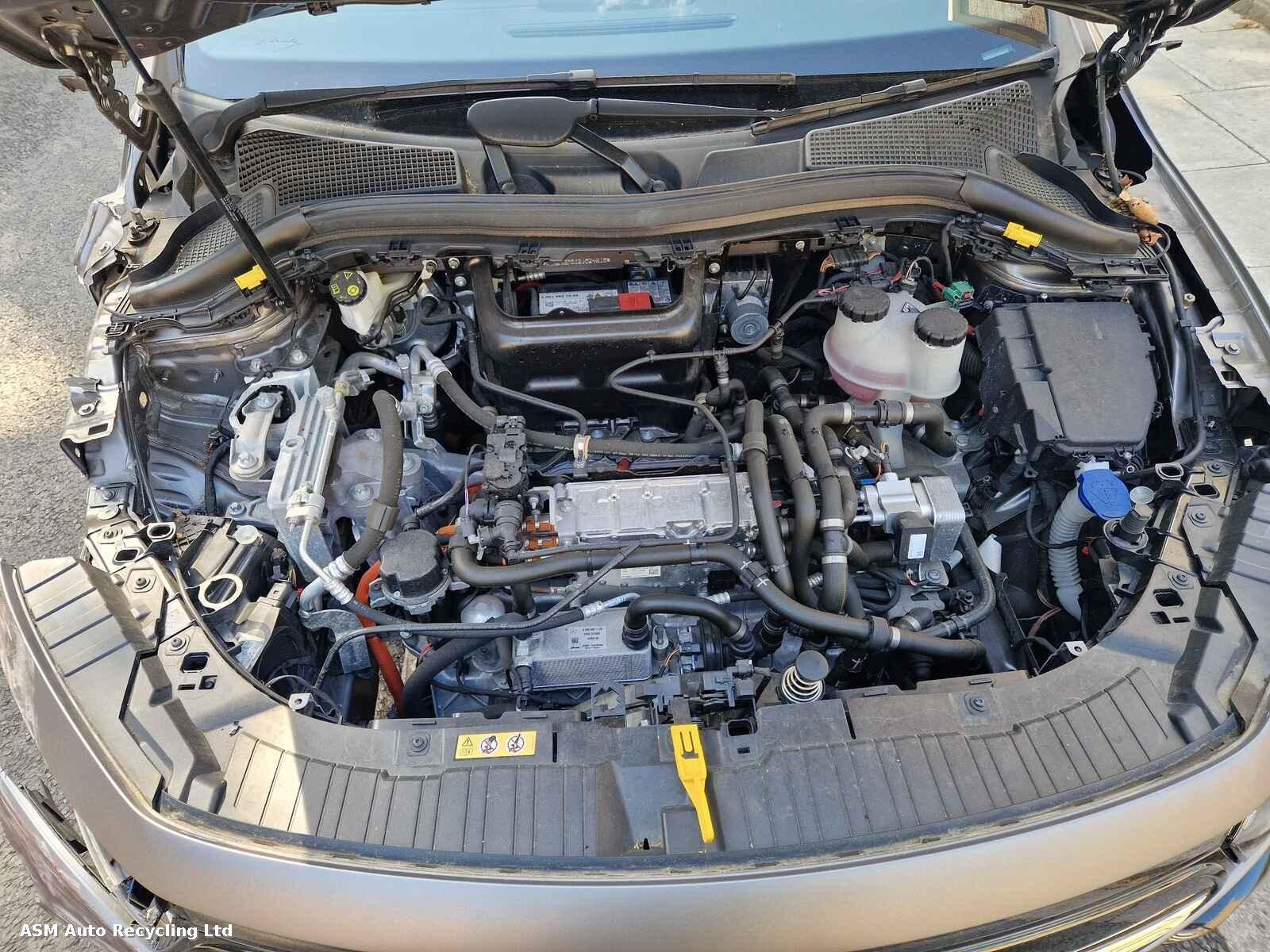 View Auto part Mercedes Eqa 2021 5 Door Estate Breaking