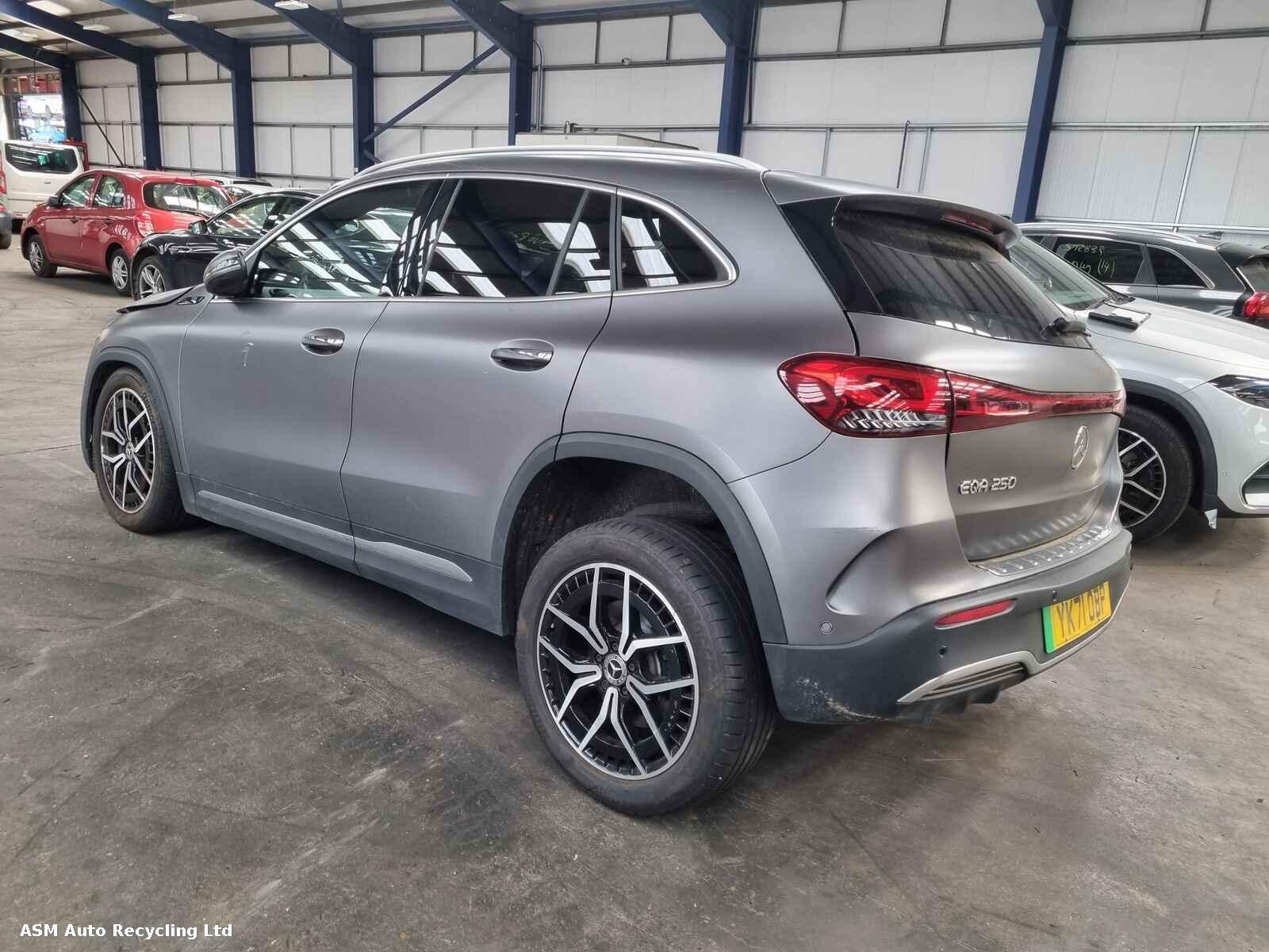 View Auto part Mercedes Eqa 2021 5 Door Estate Breaking