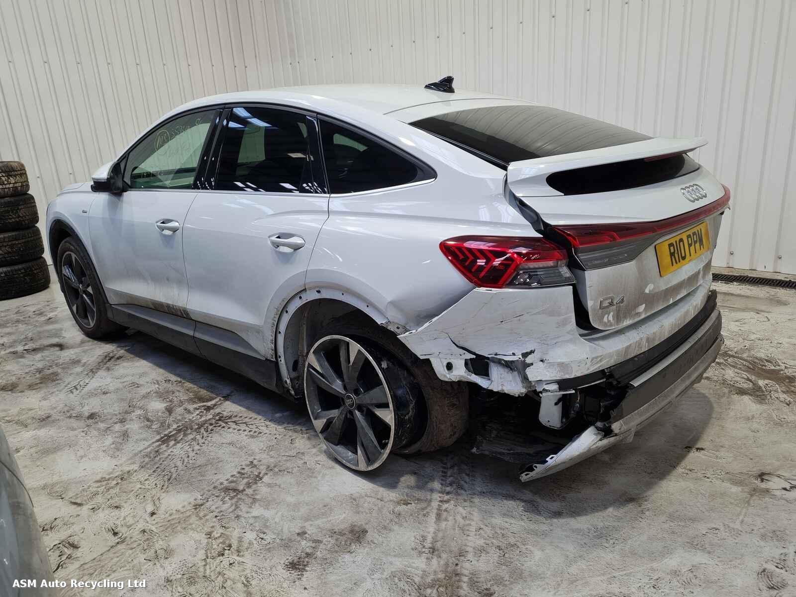 View Auto part Audi E-tron 2023 5 Door Hatchback Breaking