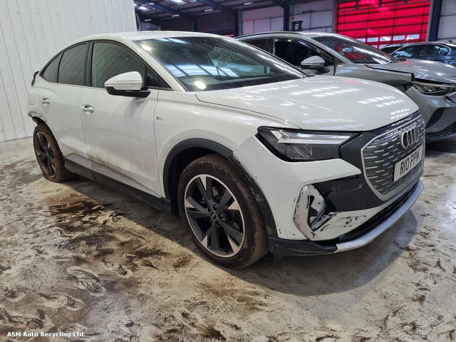 Image for a Audi E-tron 2023 5 Door Hatchback Breaking