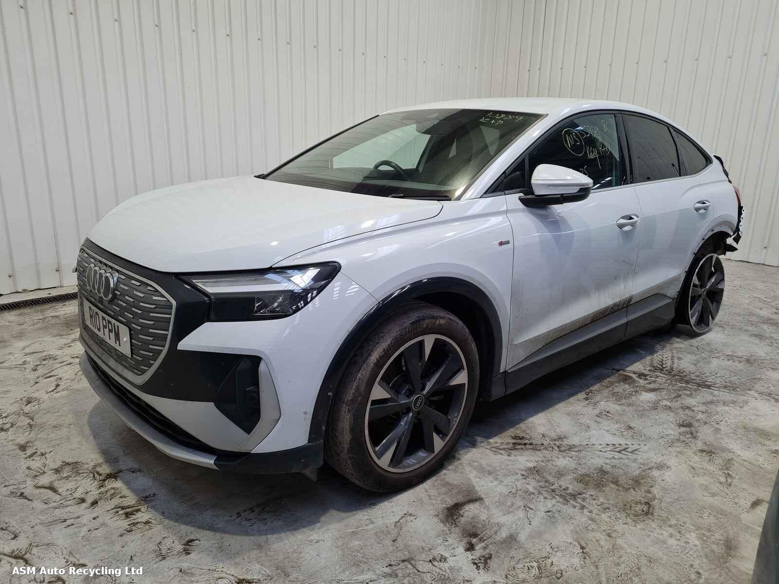 View Auto part Audi E-tron 2023 5 Door Hatchback Breaking