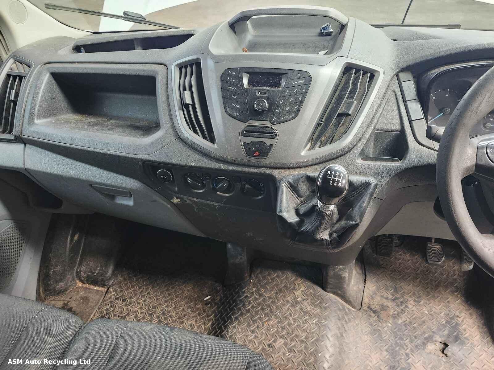 View Auto part Ford Transit 2016 Unknown Van Breaking