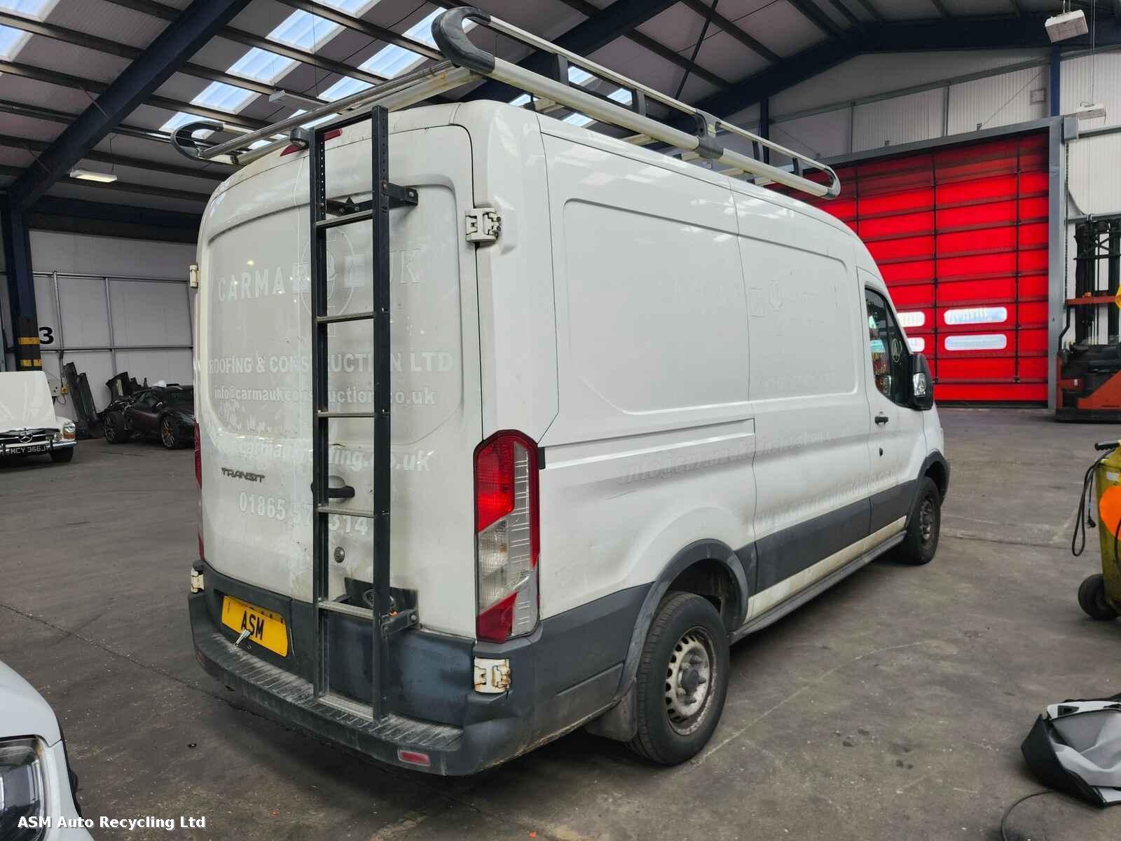 View Auto part Ford Transit 2016 Unknown Van Breaking