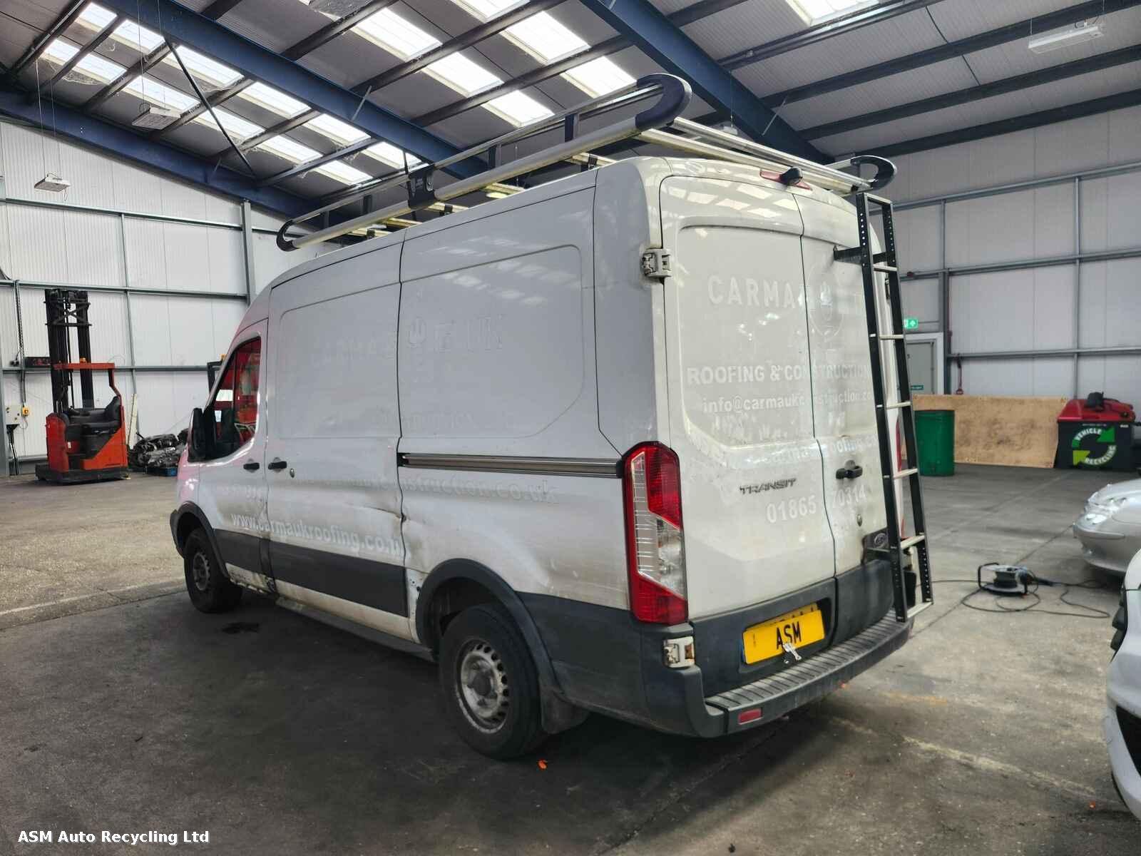 View Auto part Ford Transit 2016 Unknown Van Breaking