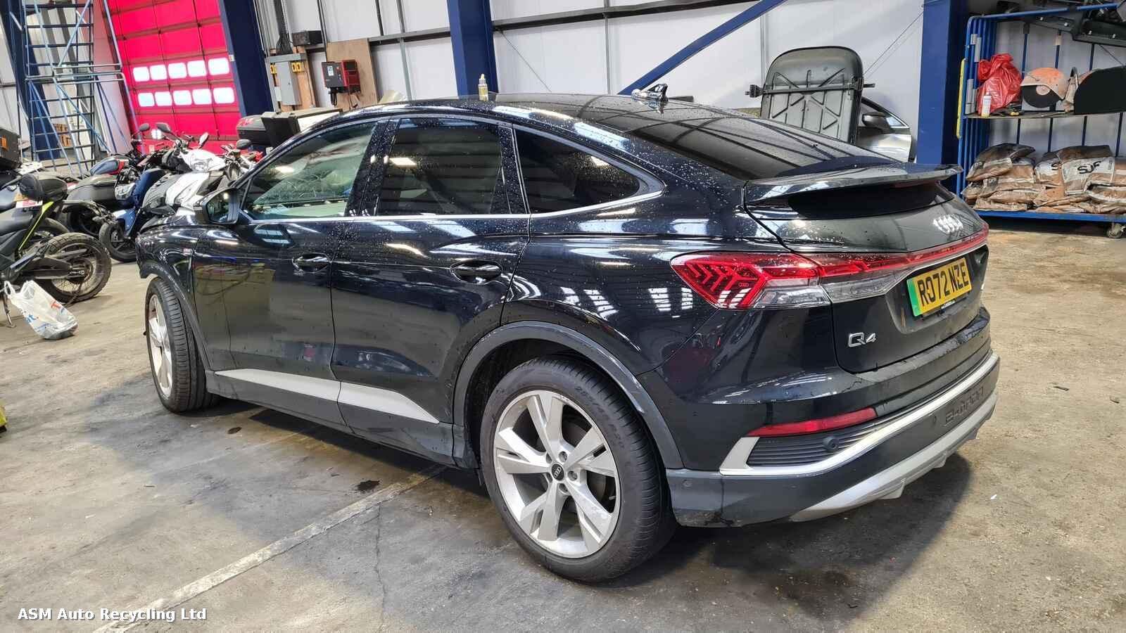 View Auto part Audi E-tron 2022 5 Door Hatchback Breaking