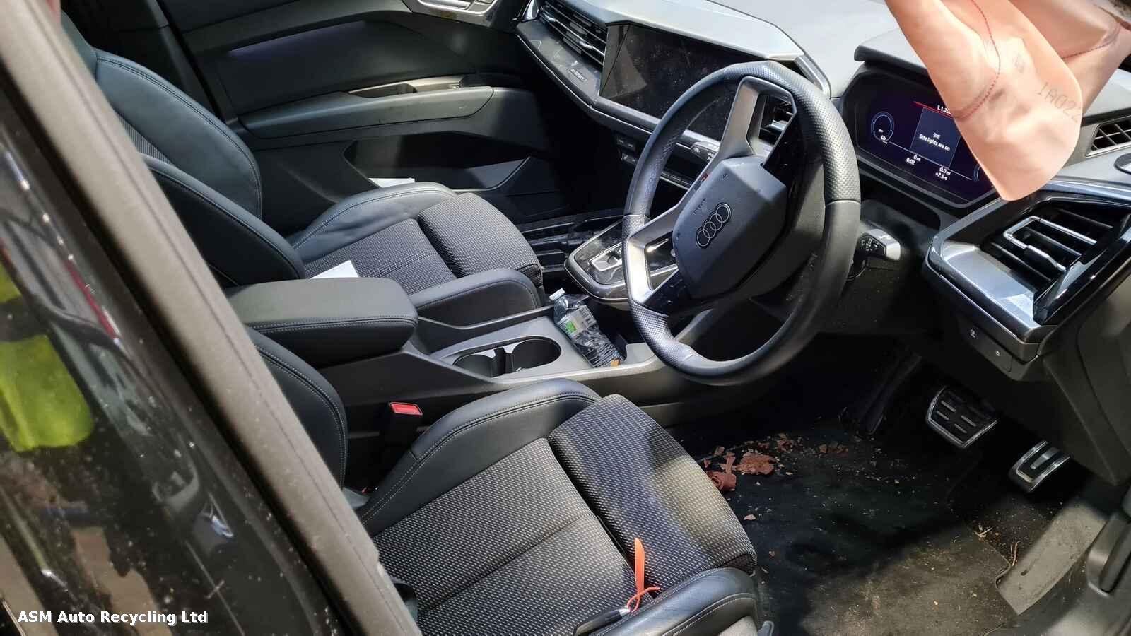 View Auto part Audi E-tron 2022 5 Door Hatchback Breaking