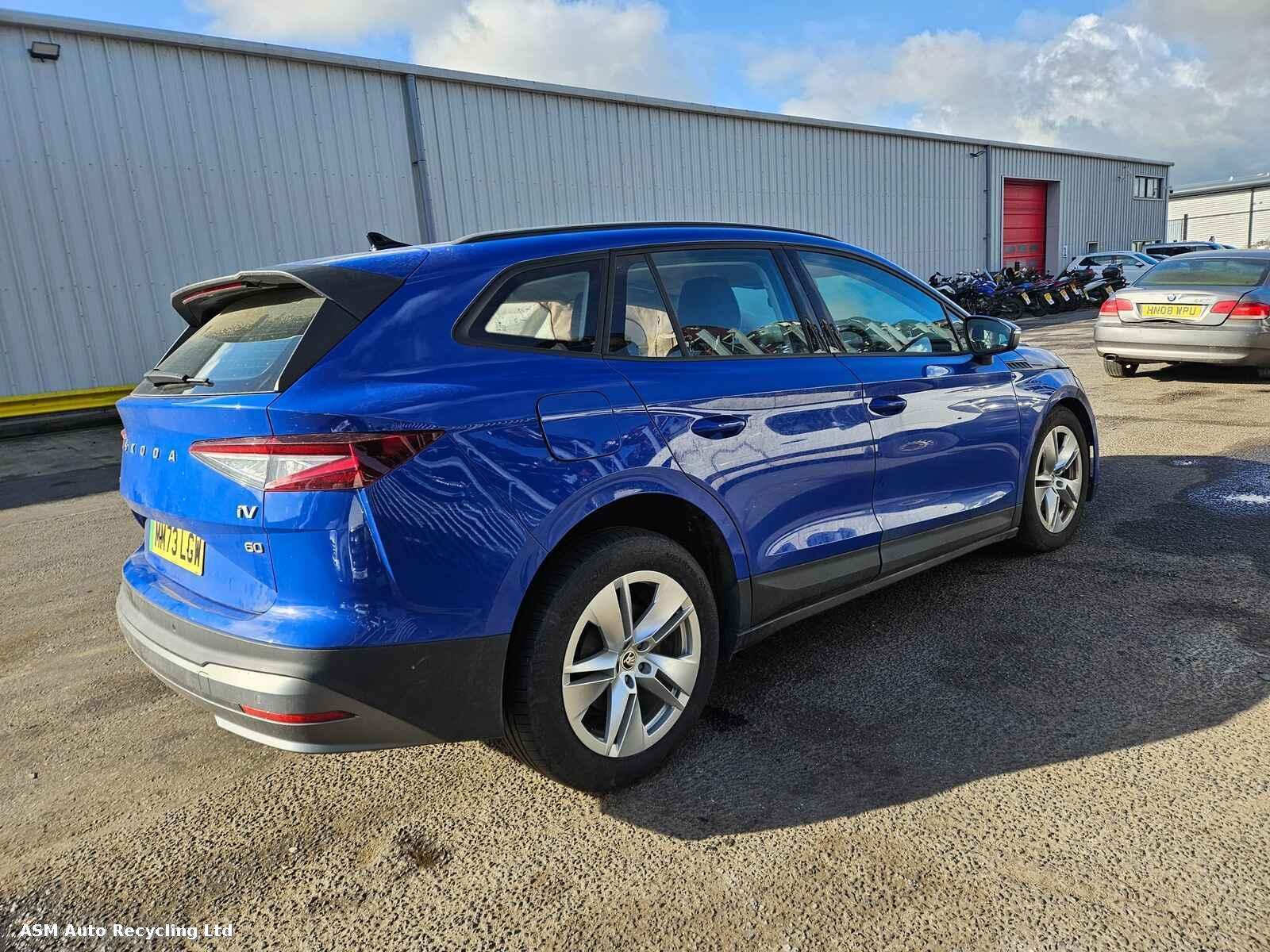 View Auto part Skoda Enyaq Iv 2023 5 Door Estate Breaking