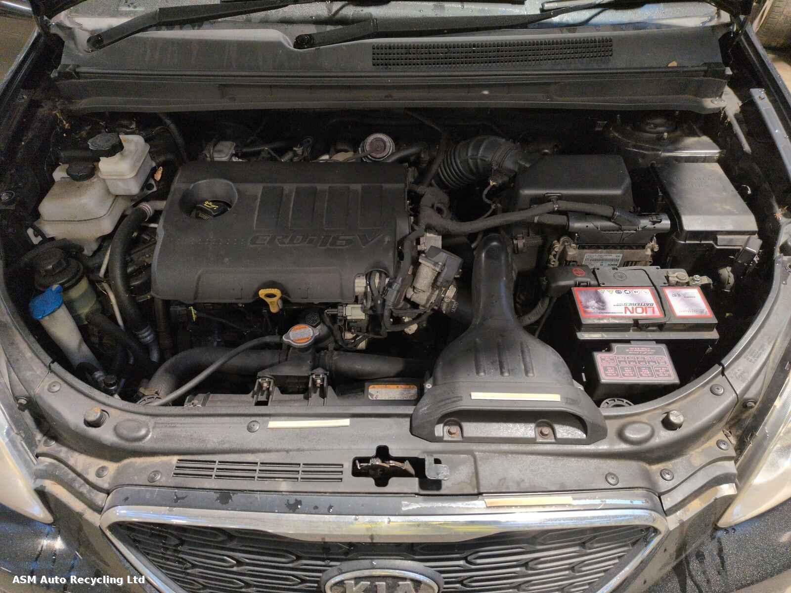 View Auto part Kia Carens 2011 5 Door Mpv Breaking