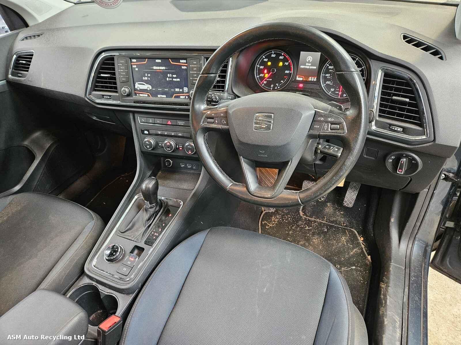 View Auto part Seat Ateca 2018 5 Door Hatchback Breaking