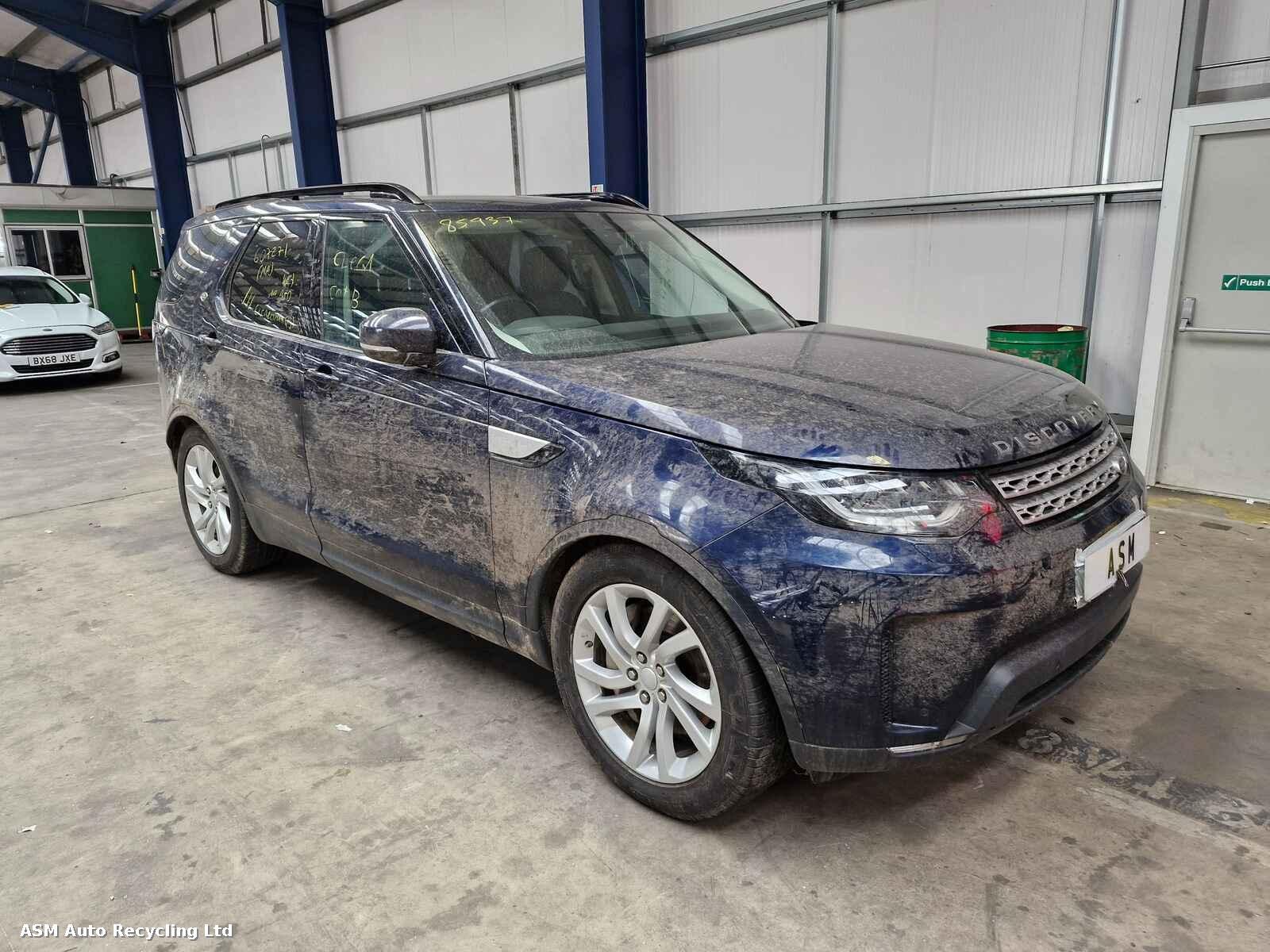Image for a Land Rover Discovery 2018 5 Door Estate Breaking